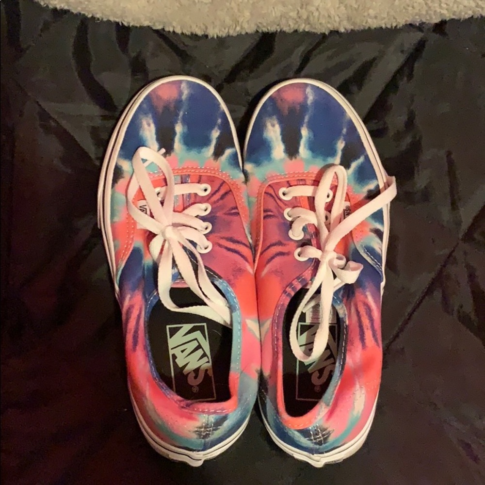 Never worn Vans Size 7